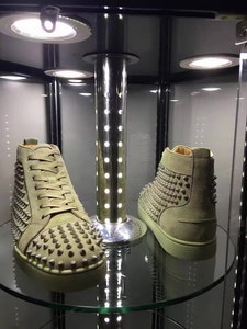 CL Men Shoes-308