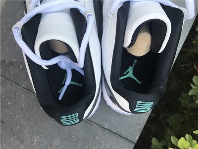 Air Jordan 11 Low “Easter”