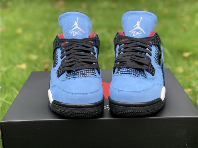 Travis Scott x Air Jordan 4