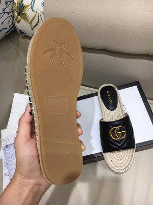 Gucci Slippers Women(AAA)-010