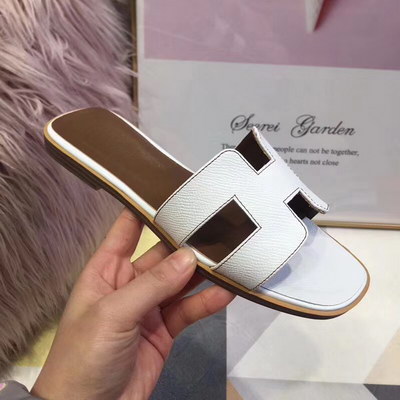 Hermes Slippers Women(AAA)-011