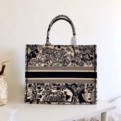 Dior Handbags AAAA(Women)-004