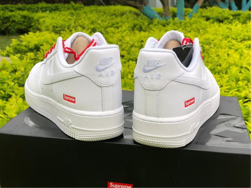 Supreme x Nike Air Force 1 Low-010