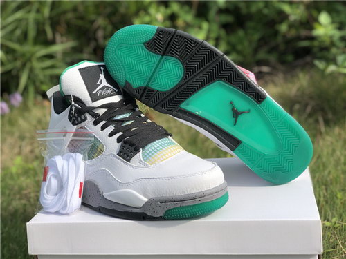 Air Jordan 4 WMNS “Rasta”