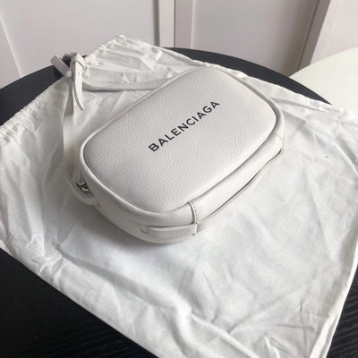 Balenciaga Handbags AAA(Women)-001
