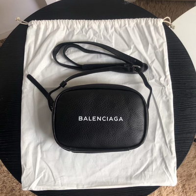 Balenciaga Handbags AAA(Women)-003