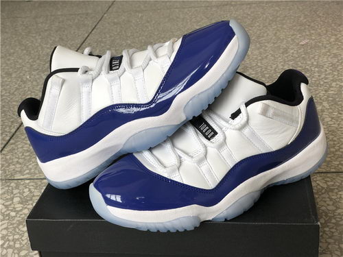 Air Jordan 11 Low “Concord”