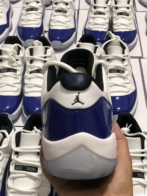 Air Jordan 11 Low “Concord”