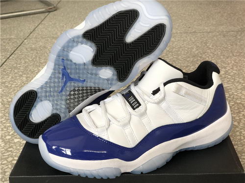 Air Jordan 11 Low “Concord”