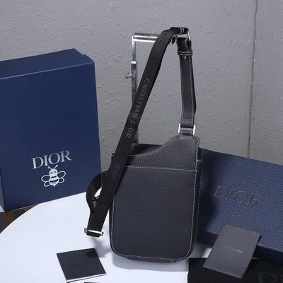 Dior Handbags AAAA(Men)-005