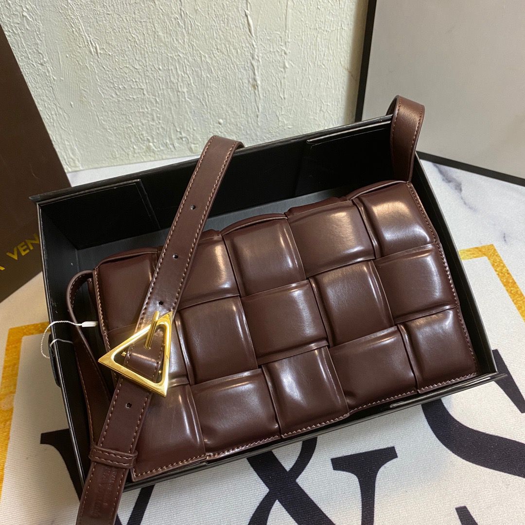 Bottega Veneta Handbags AAA(Women)-003
