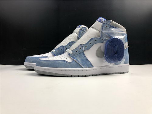 Air Jordan 1“ Hype Royal”