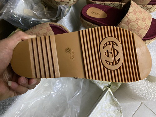 Gucci Slippers Women(AAA)-034