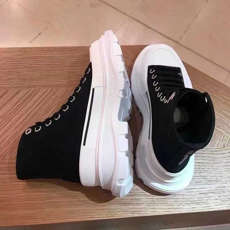 Alexander McQueen Shoes AAA(Women)-108