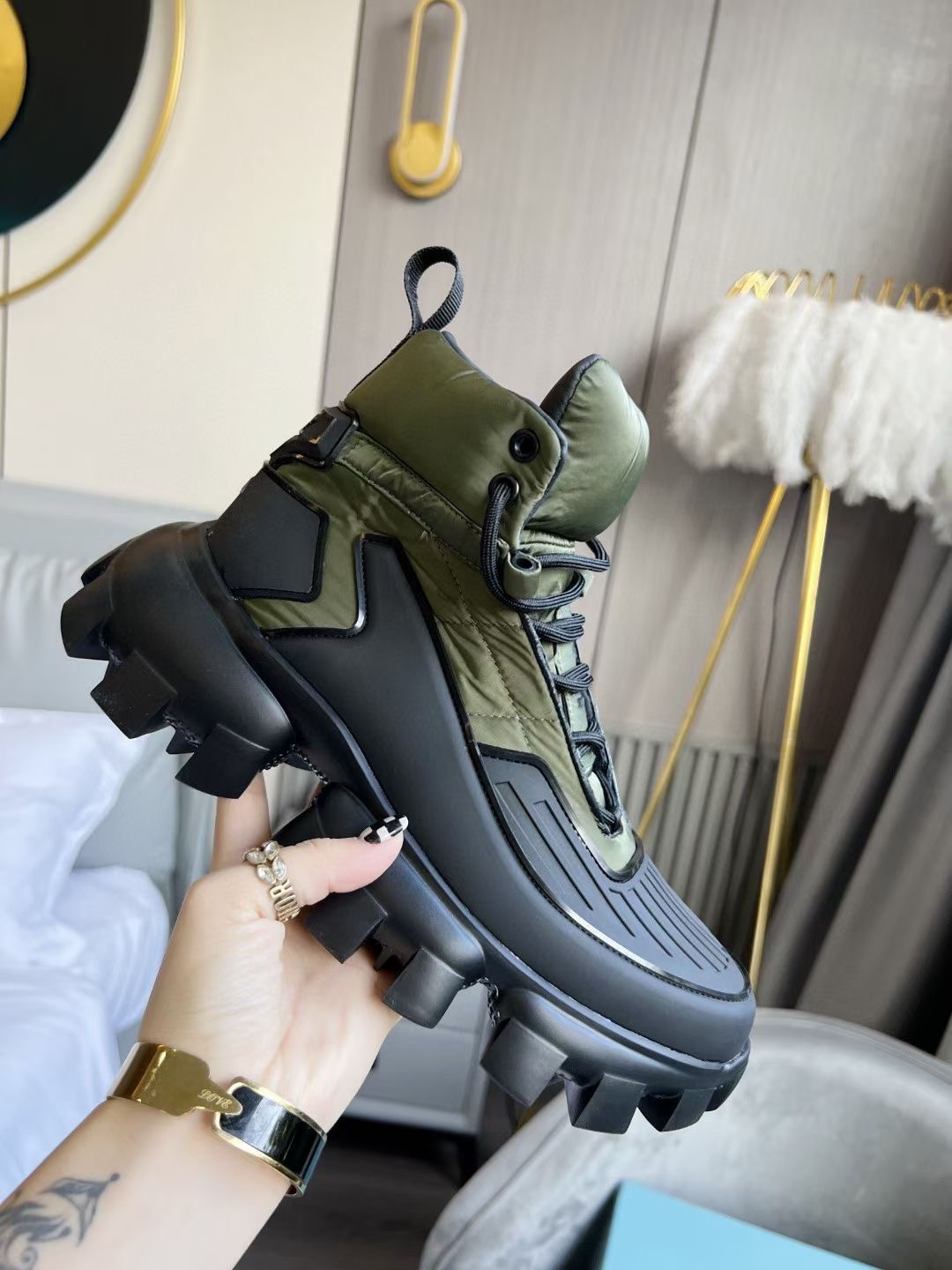 Prada Shoes(AAA)-024