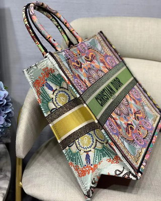 Dior Handbags AAAA(Women)-077
