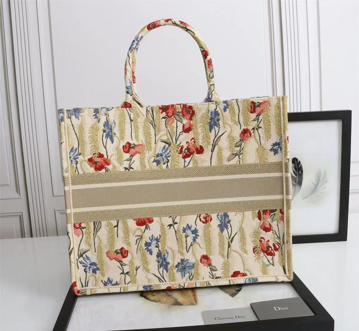 Dior Handbags AAAA(Women)-083