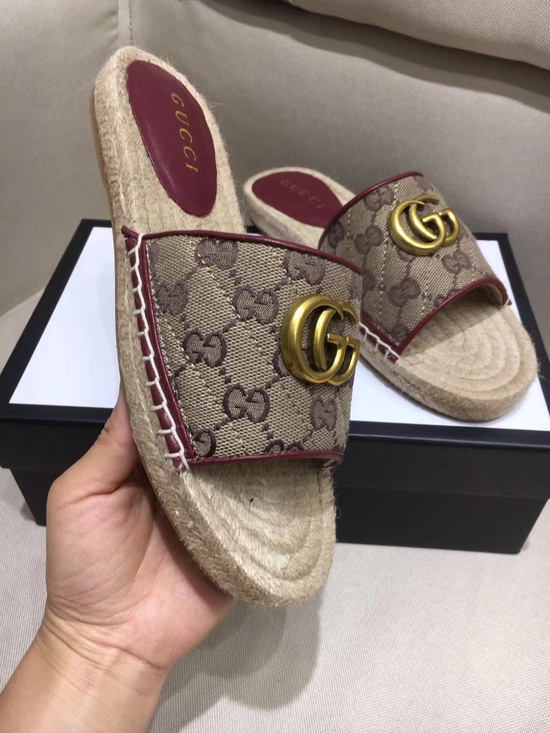 Gucci Slippers Women(AAA)-109