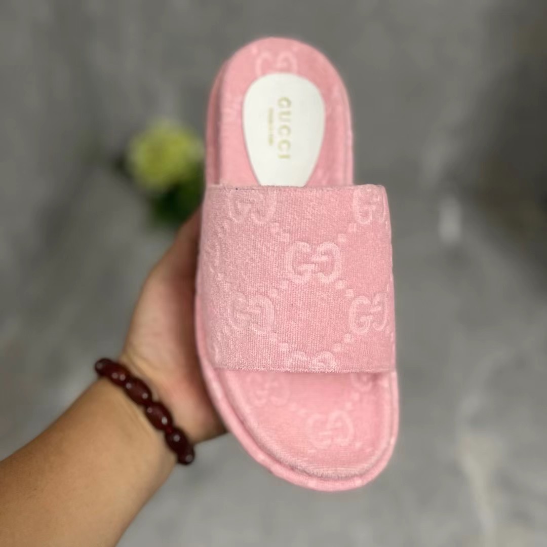 Gucci Slippers Women(AAA)-139