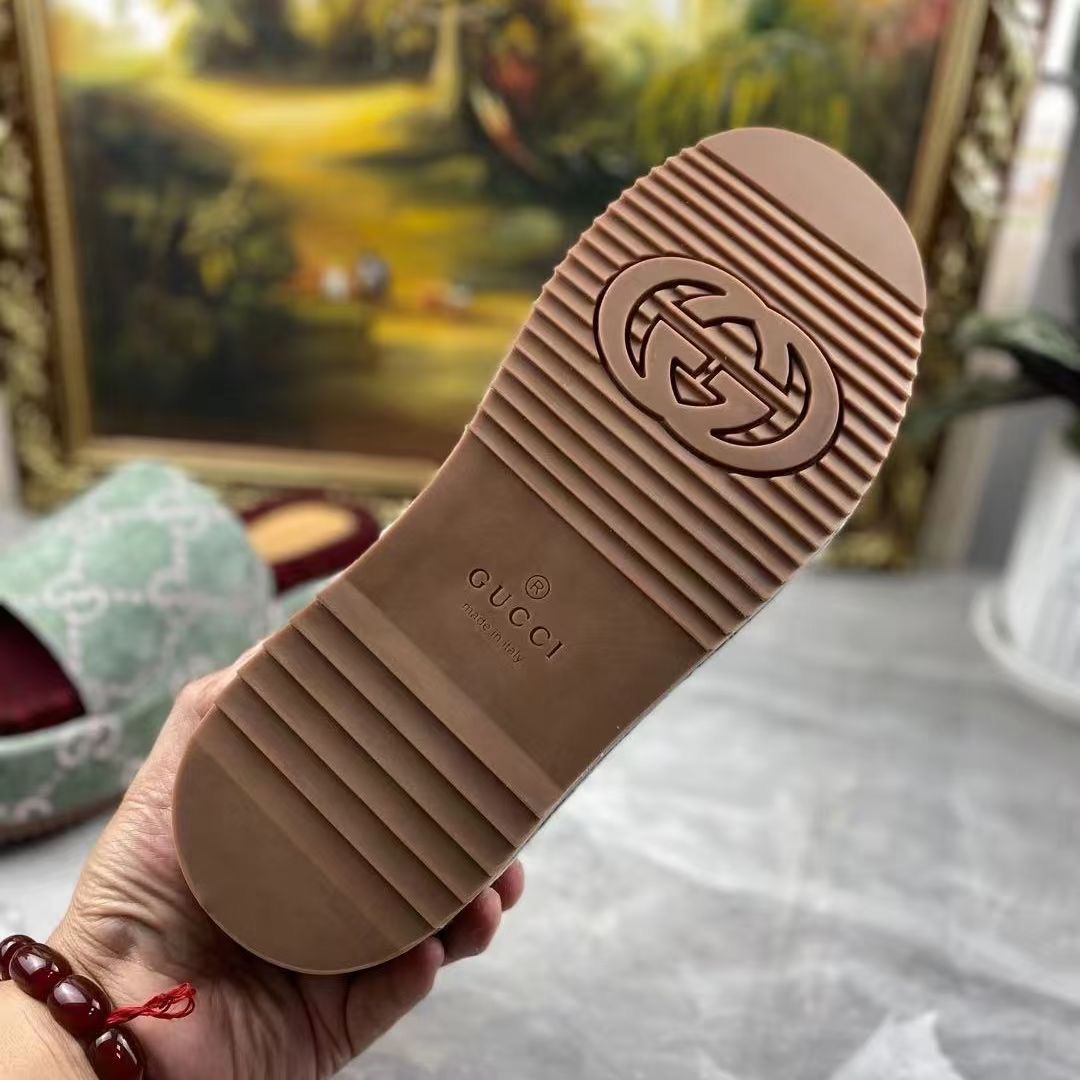 Gucci Slippers Women(AAA)-140