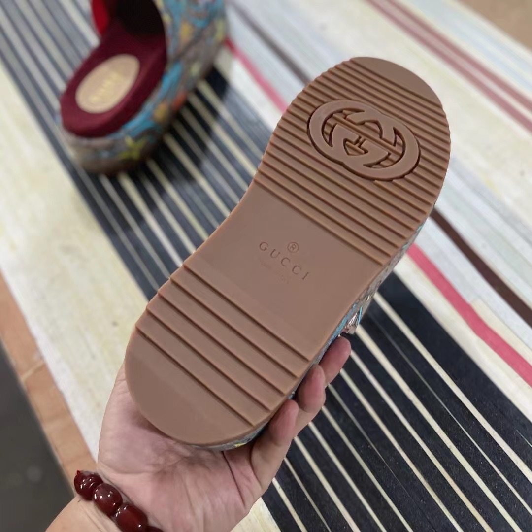 Gucci Slippers Women(AAA)-145