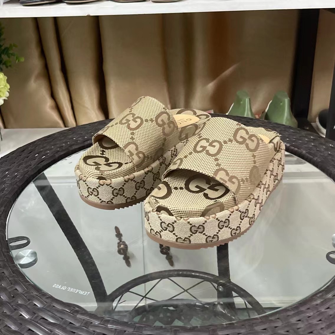 Gucci Slippers Women(AAA)-149