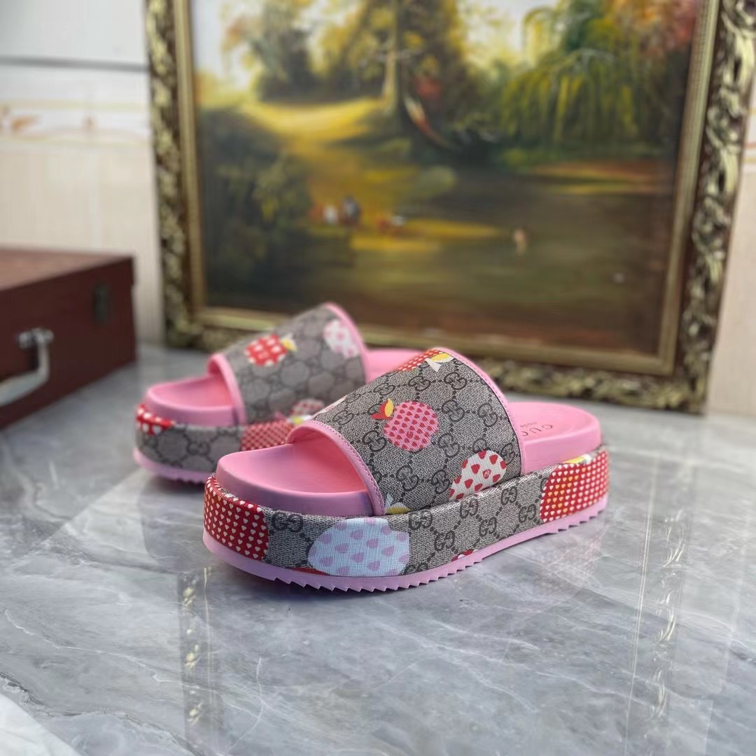 Gucci Slippers Women(AAA)-144