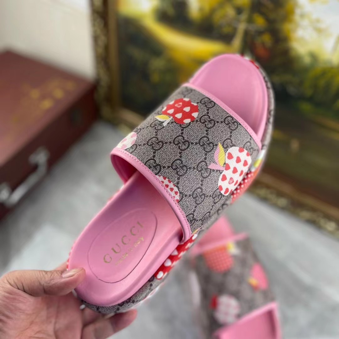 Gucci Slippers Women(AAA)-144