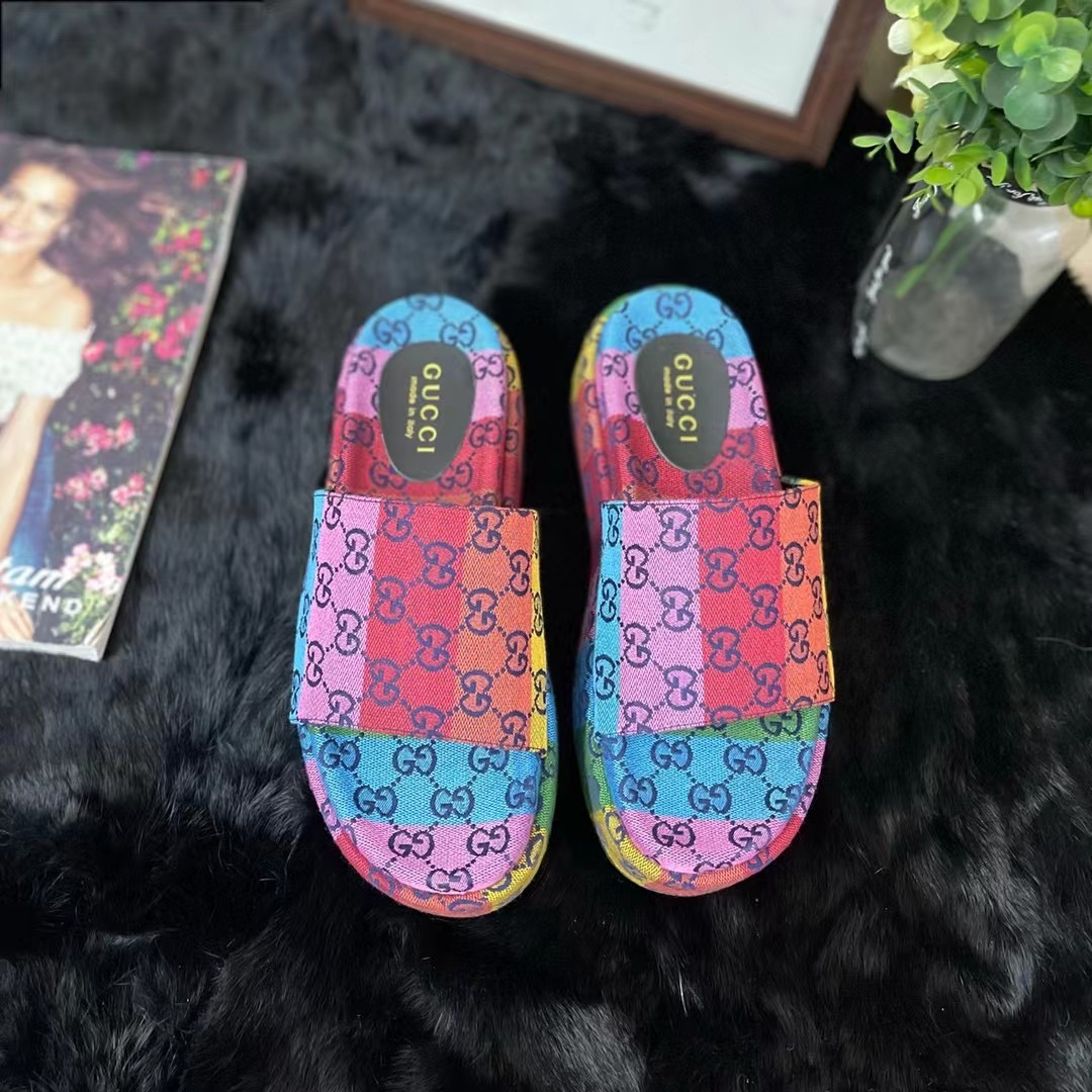 Gucci Slippers Women(AAA)-146