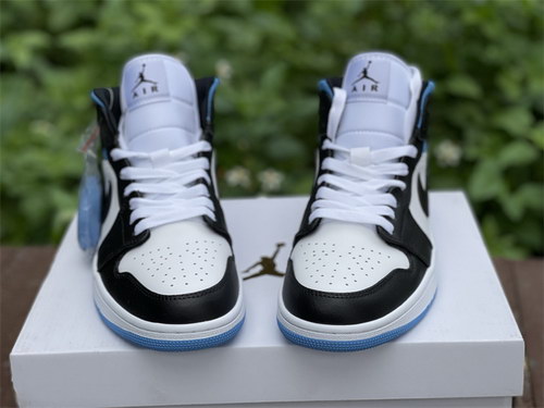 Air Jordan 1 Mid-058