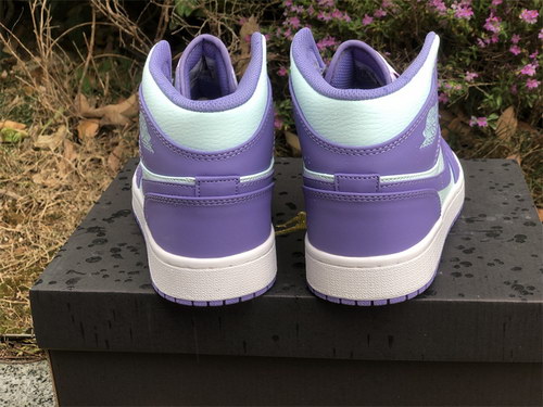 Air Jordan 1 Mid