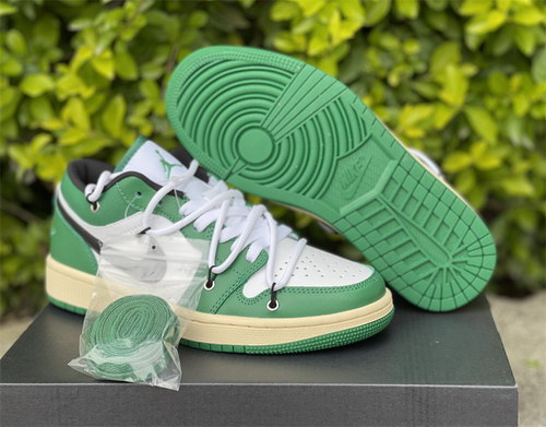 Air Jordan 1 Low-034