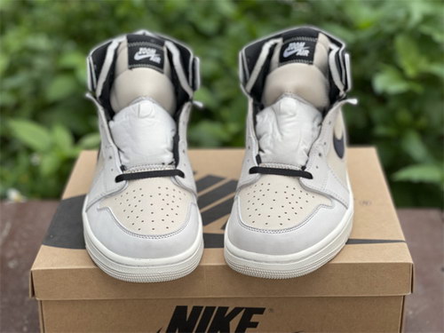 Air Jordan 1 Zoom CMFT “Summit White”