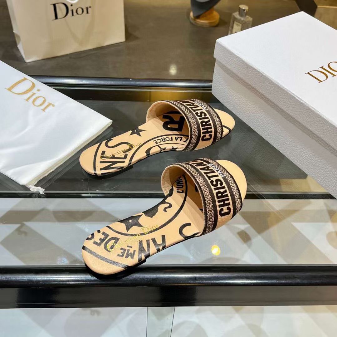 Dior Slippers Women(AAA)-045