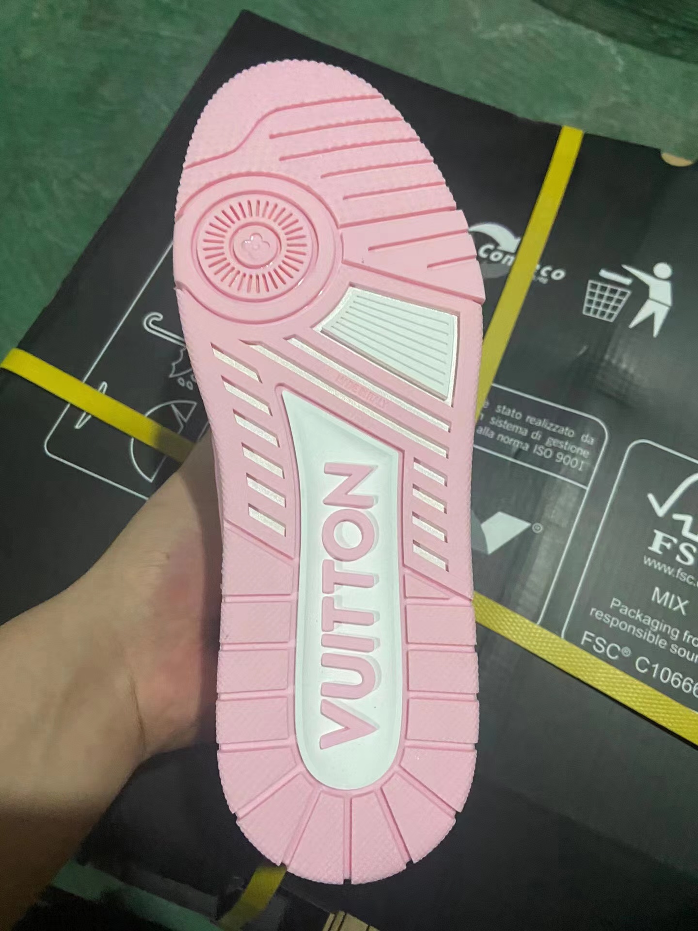 LV Shoes(AAAA)-735