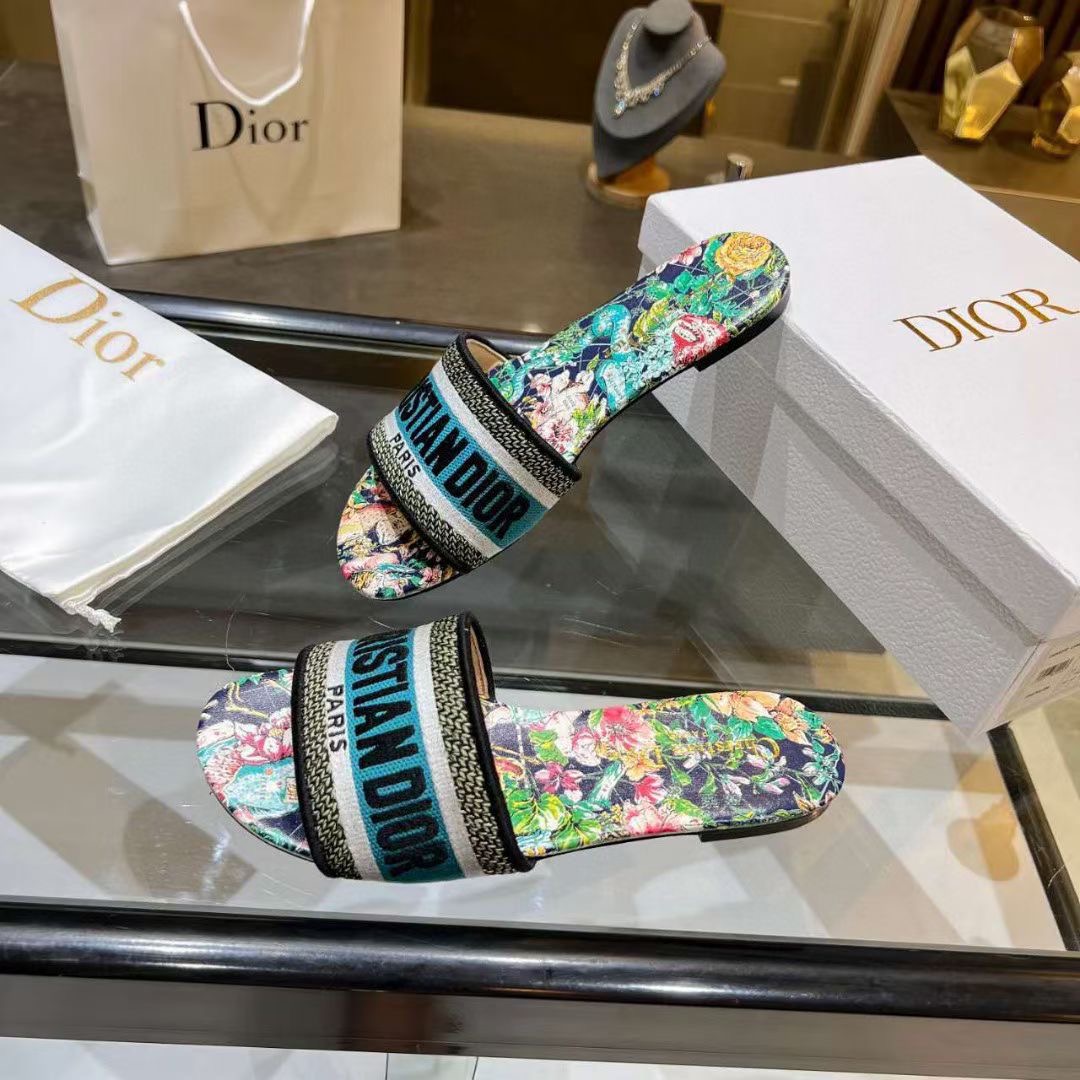 Dior Slippers Women(AAA)-040