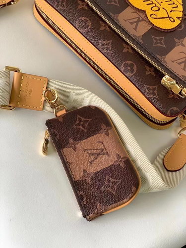 LV Handbags AAA(Men)-081