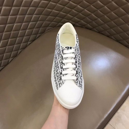 Fendi Shoes(AAA)-032