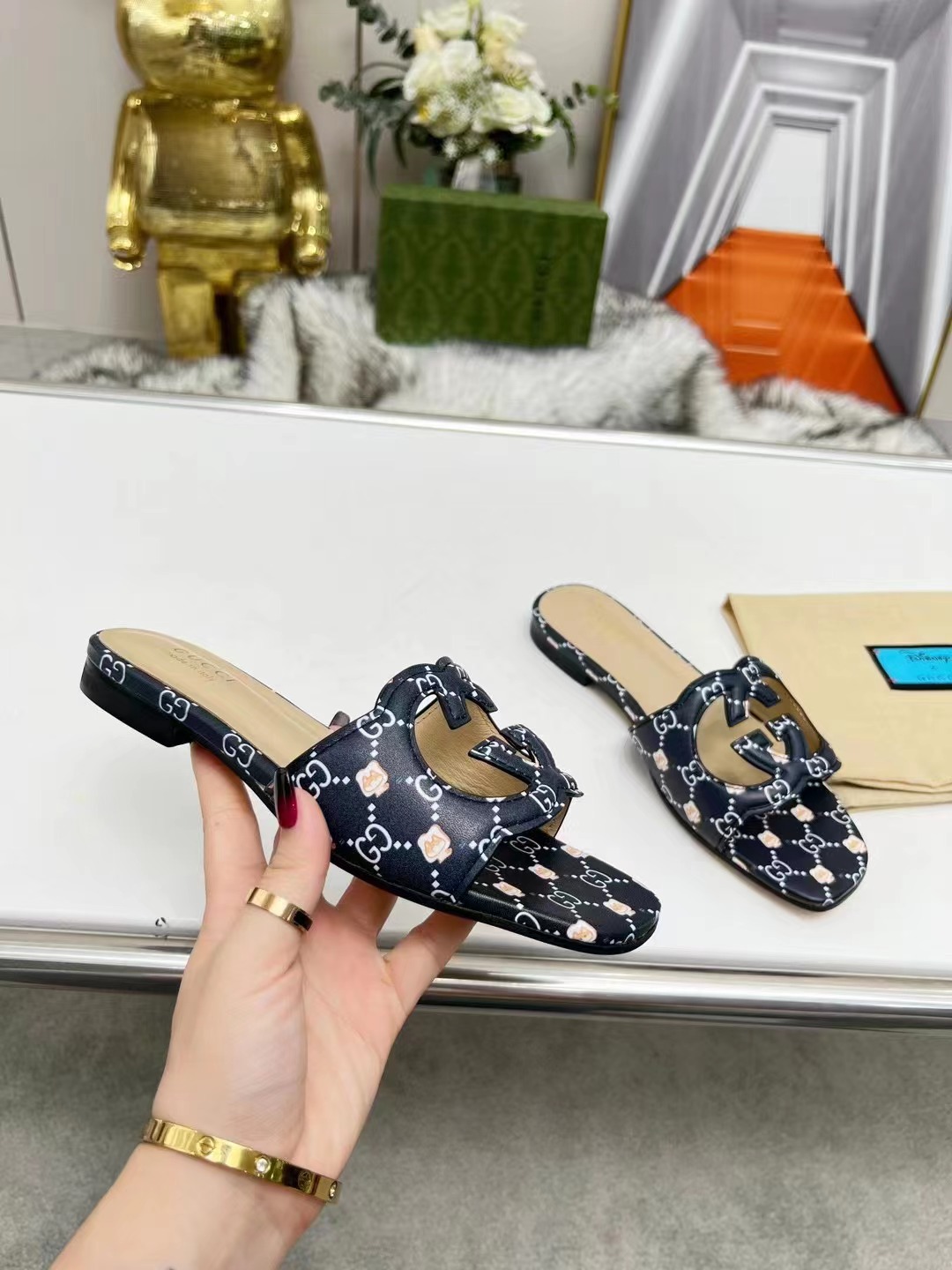 Gucci Slippers Women(AAA)-157