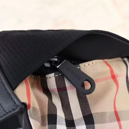 Burberry Small bags(AAA)-001