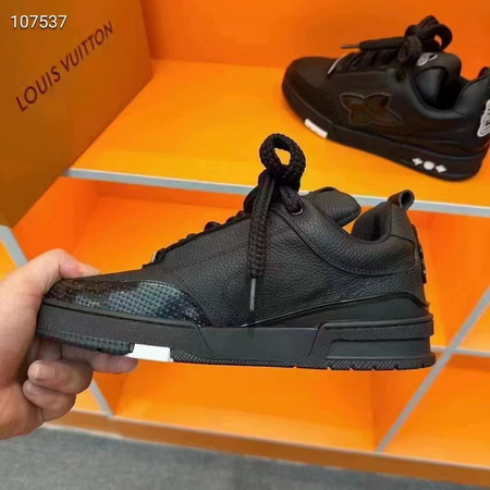LV Shoes(AAA)-912