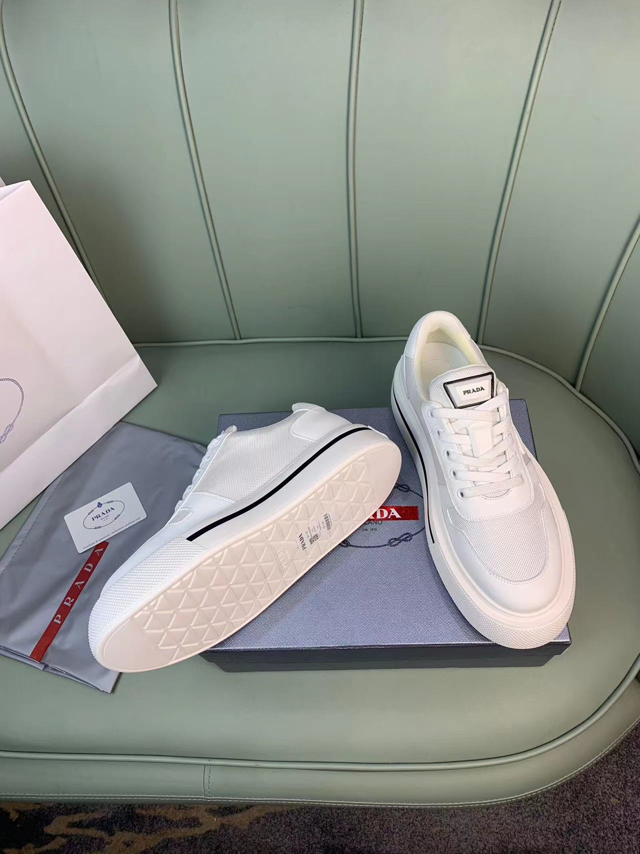 Prada Shoes(AAA)-065