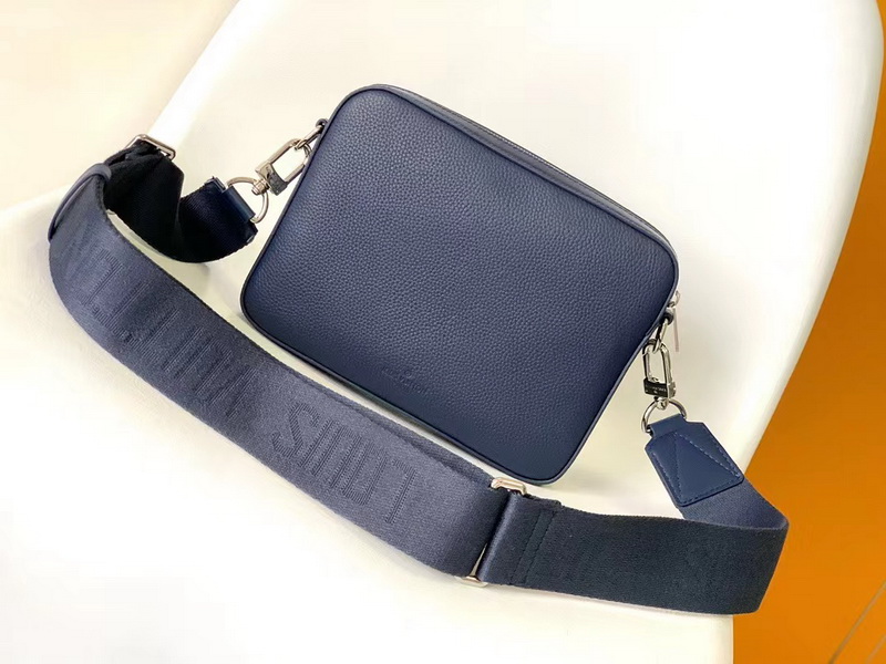 LV Handbags AAA(Men)-125
