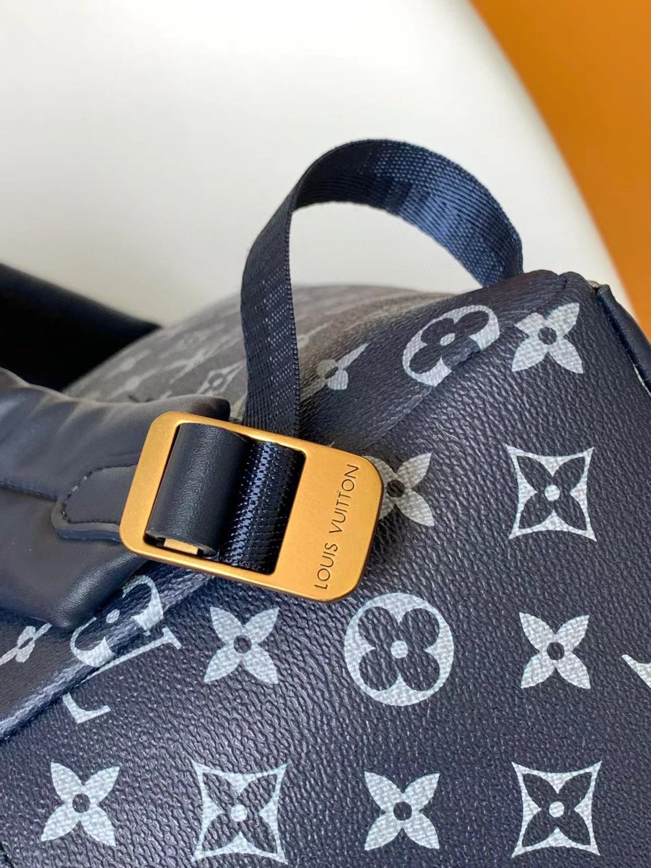 LV Backpack(AAAA)-077