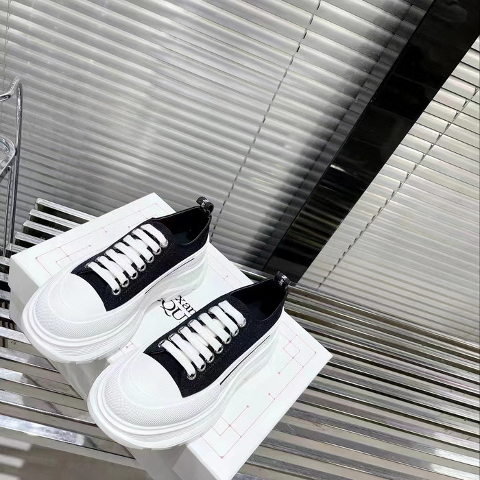 Alexander McQueen Shoes(AAA)-153