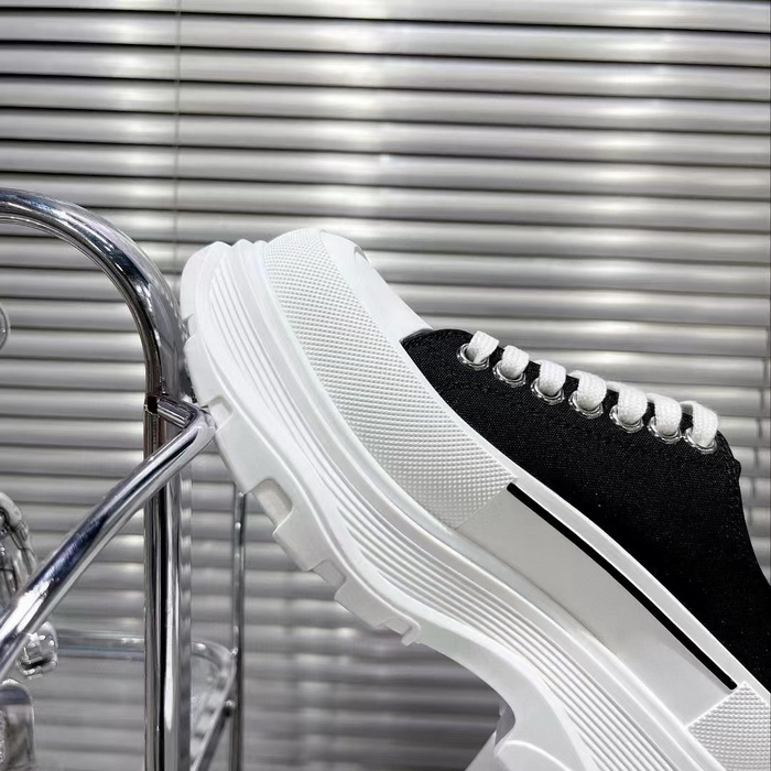 Alexander McQueen Shoes(AAA)-153