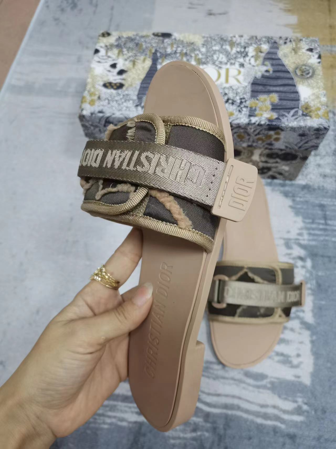 Dior Slippers Women(AAA)-051