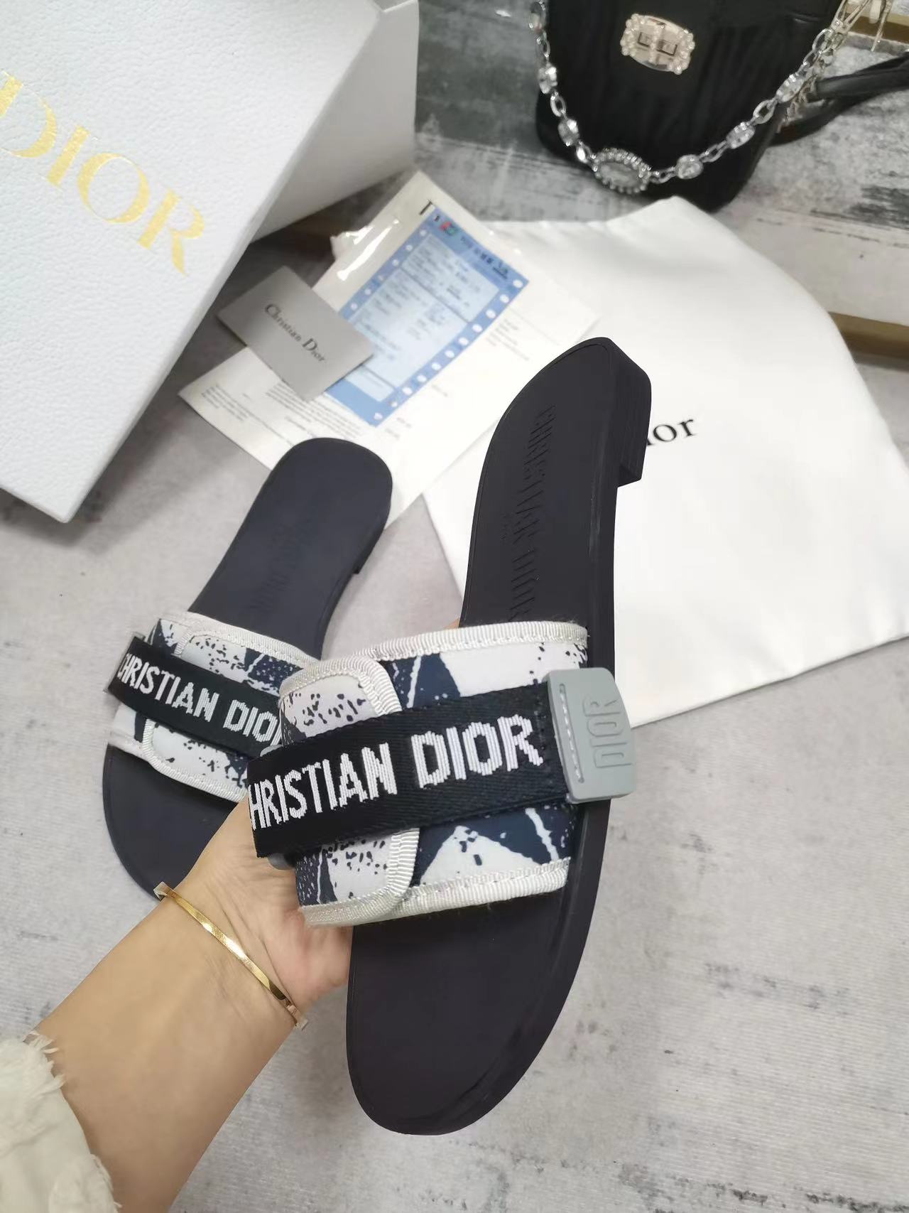 Dior Slippers Women(AAA)-053