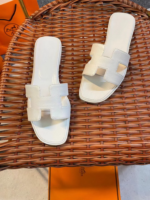 Hermes Slippers Women(AAA)-020