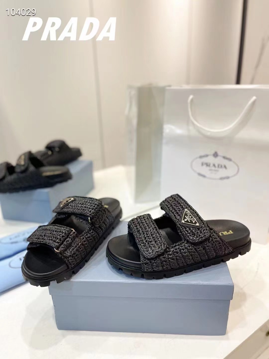 Prada Slippers Women(AAA)-014
